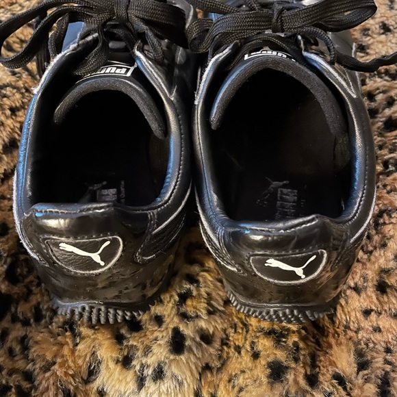 Puma black running shoes very gentle preloved size 8 - Picture 2 of 6